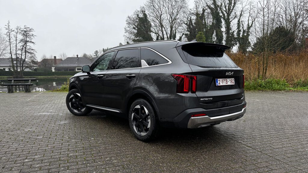 Test Kia Sorento PHEV Plug-in Hybrid SUV facelift 252 pk (2025)