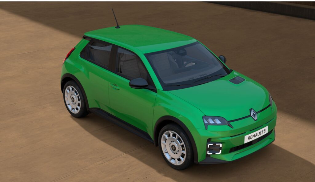 Renault 5 E-Tech Electric basisversie, Five genaamd, is de jouwe vanaf 24.900 euro