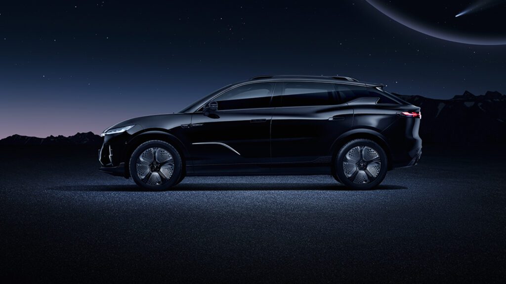VOYAH Courage EV SUV Dongfeng (2025)