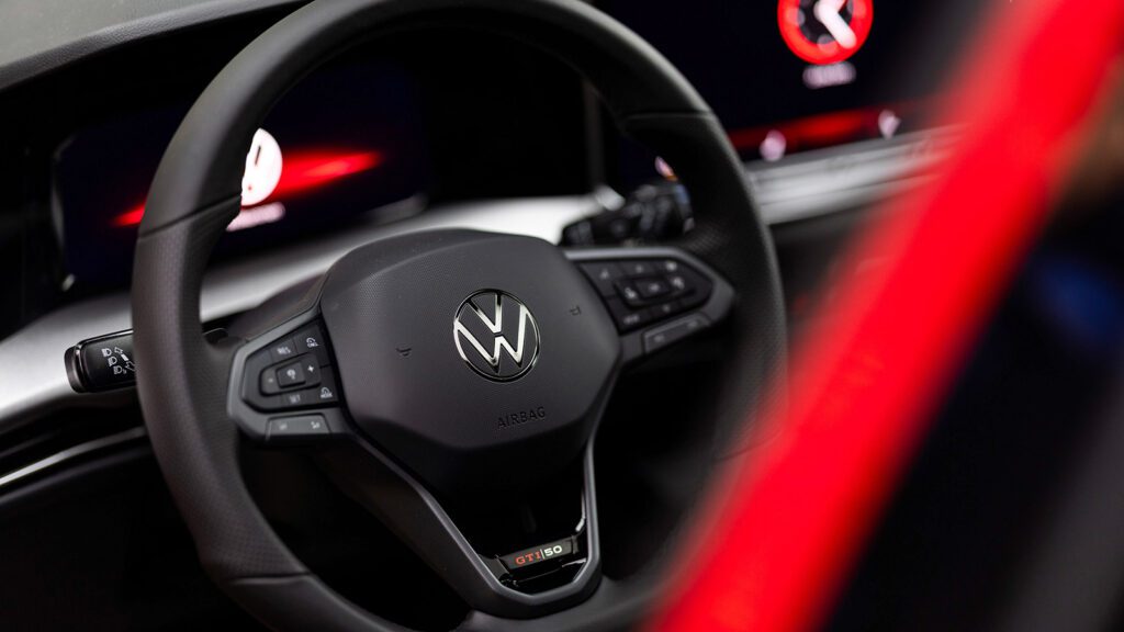 VW Volkswagen Golf GTI Edition 50 325 pk hot hatch Nürburgring (2025)