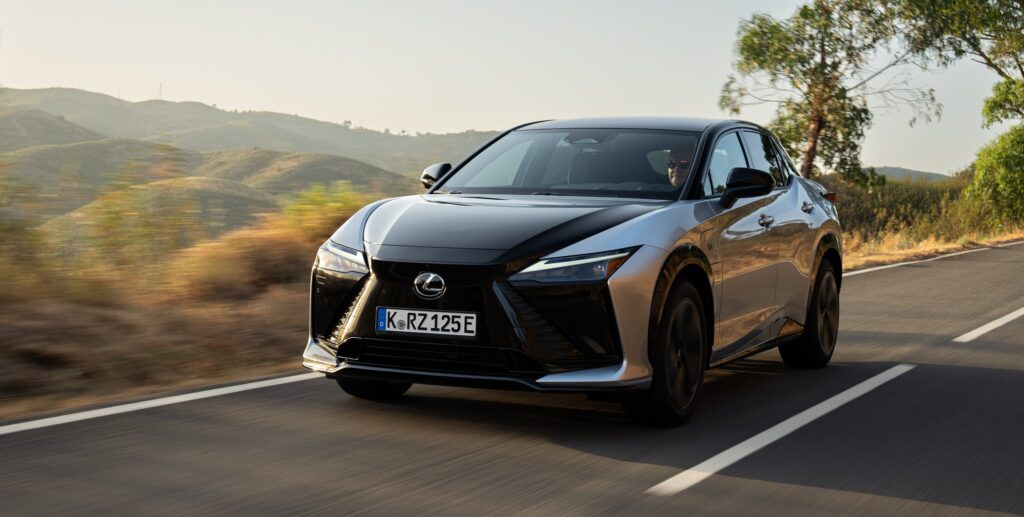 Test Lexus RZ 2025: de eerste goede yoke?!
