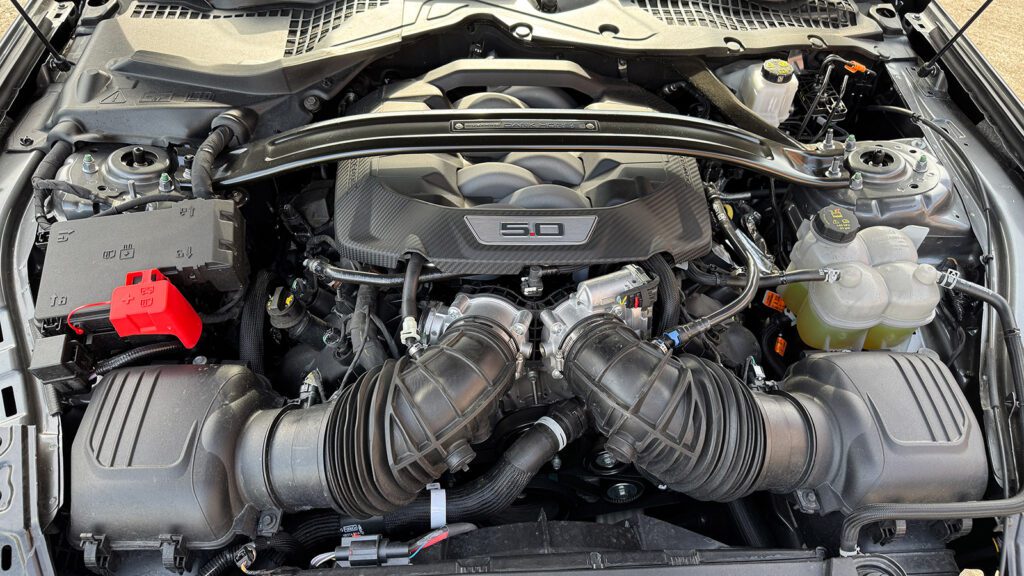 Test: Ford Mustang Dark Horse V8 453 pk (2025)