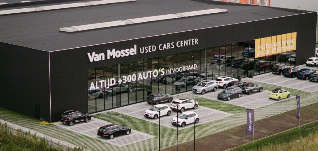 Het nieuwste en grootste indoor Used Car Center vind je in deze stad…