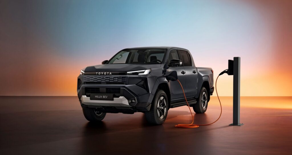 Nieuwe Toyota Hilux stopt niet aan elektrische aandrijving