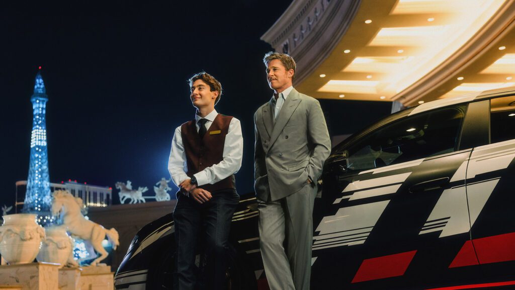 Video: George Russell en Brad Pitt mogen al eens spelen met de aanstormende AMG Taycan rivaal (2025)