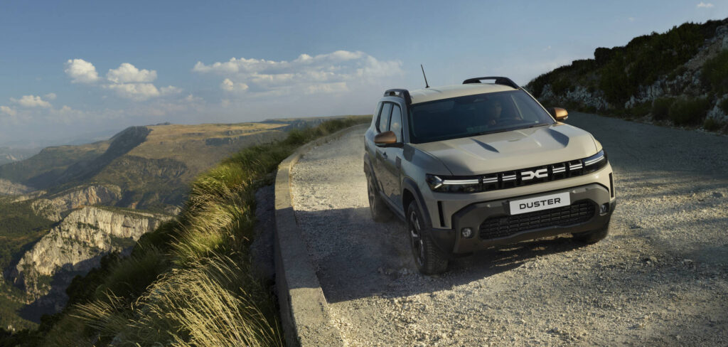 Dacia Duster en Bigster krijgen vernieuwd motorengamma zonder te raken aan de basisprijs