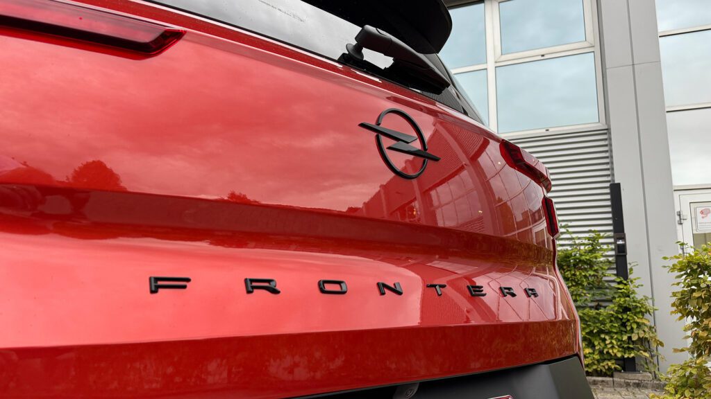 Test Opel Frontera SUV EV 113 pk 44 kWh (2025)
