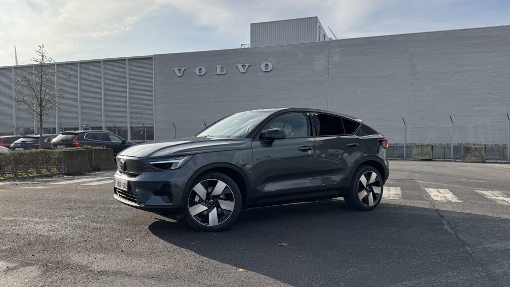 Test Volvo EC40 SUV EV 252 pk MY26 (2025)