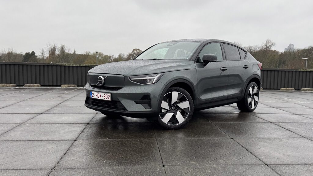 Test Volvo EC40 SUV EV 252 pk MY26 (2025)