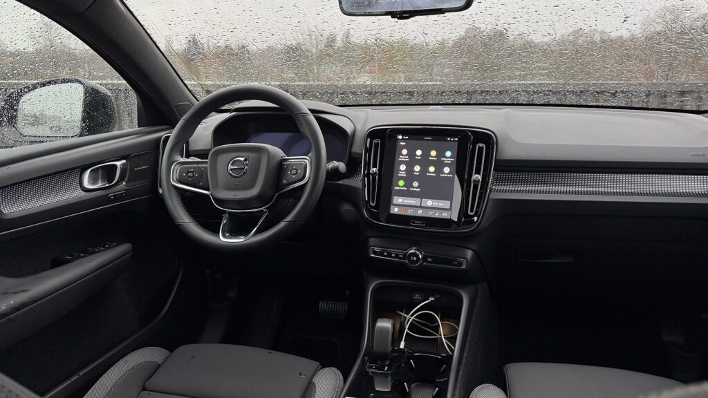 Test Volvo EC40 SUV EV 252 pk MY26 (2025)