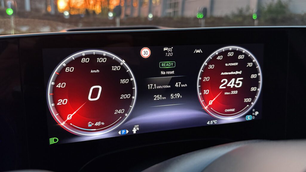 Test Mercedes CLA250+ met EQ technologie EV CLA coupe 272 pk RWD C178 (2026)