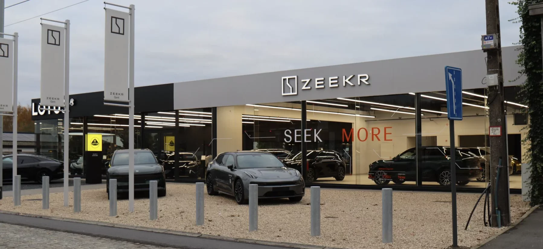 Zeekr bouwt verder op vliegende start met meer dealers en verlengde saloncondities