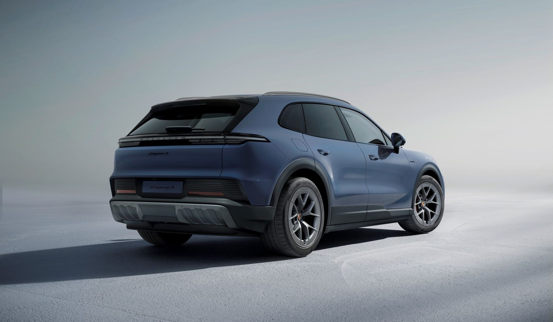 Porsche Cayenne S komt zich nestelen tussen de basisversie en de Turbo