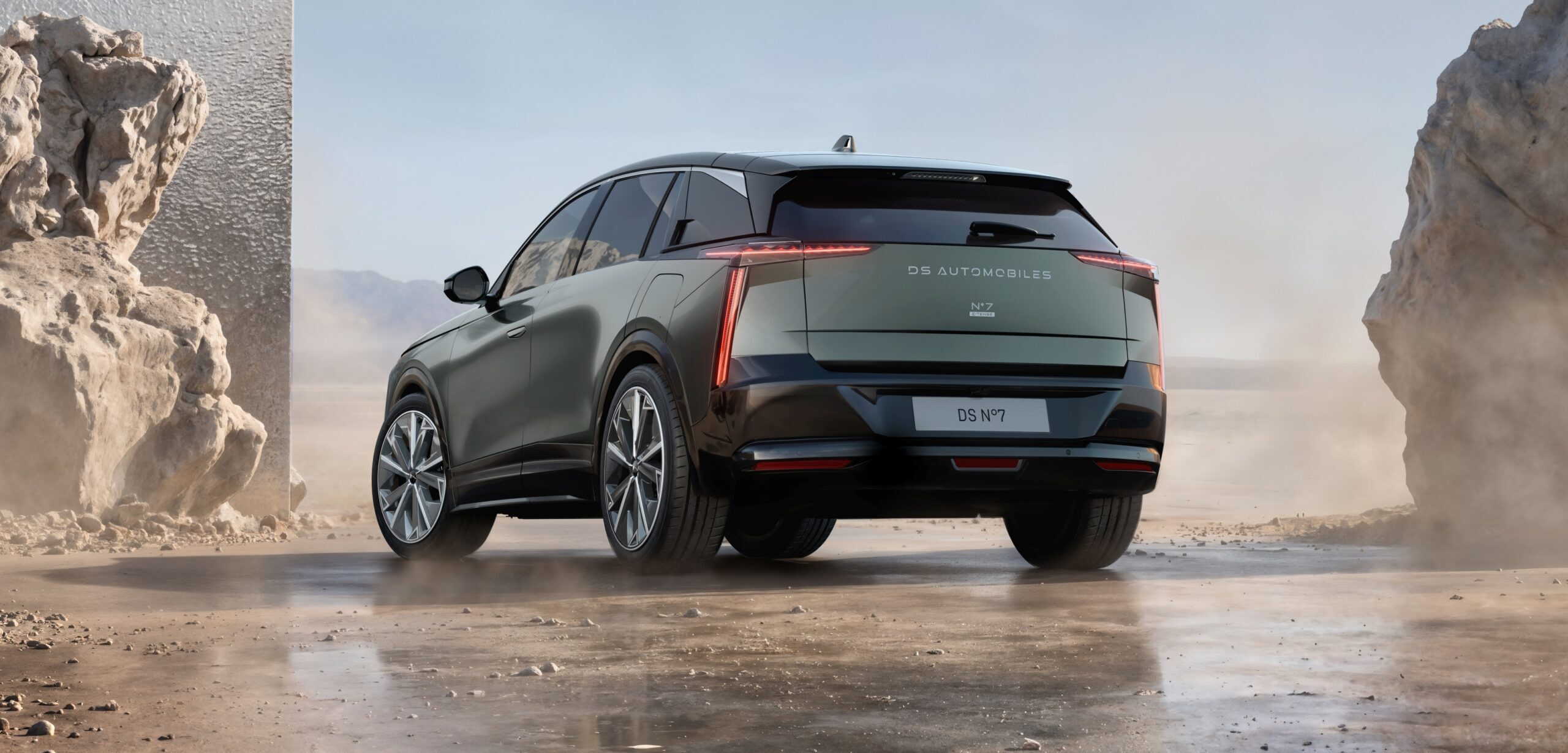 Nieuwe DS Numéro 7 is heel belangrijk voor het merk. Komt als hybride én volledig elektrisch (video)
