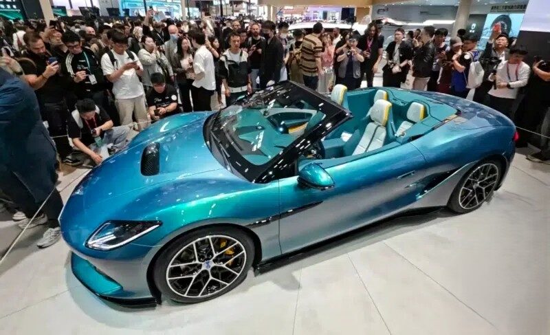 Deze BYD / Denza Z cabrio elektrische supercar komt naar Europa