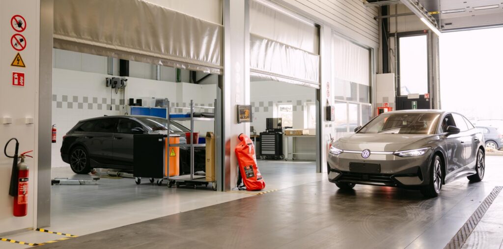 Van Mossel opent uniek hoogvoltlaboratorium voor elektrische auto’s