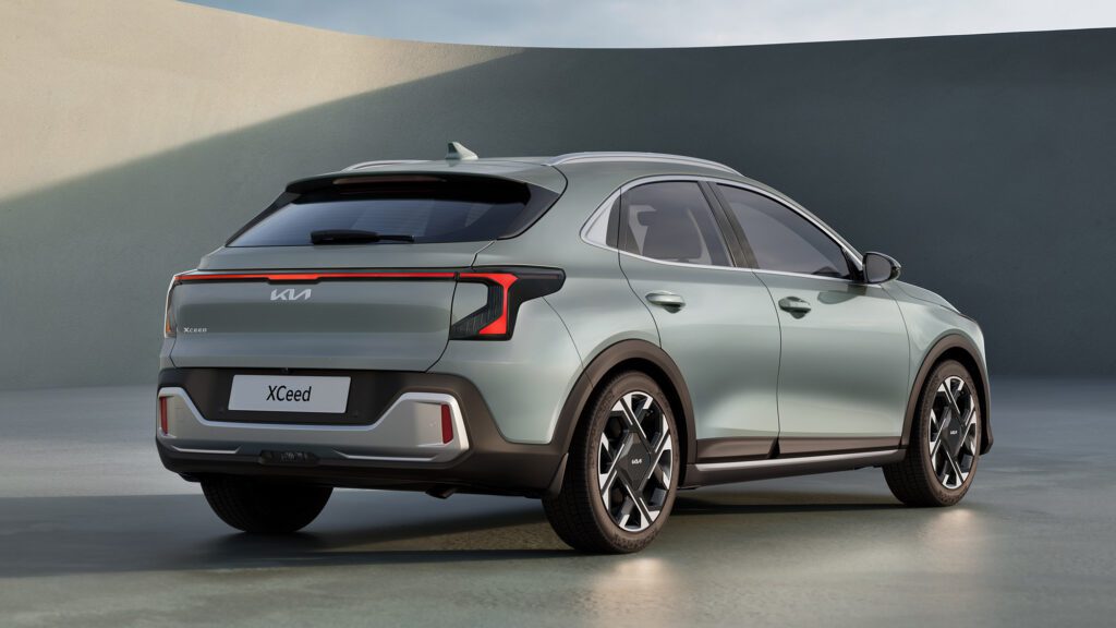 Kia XCeed crossover facelift update (2026)