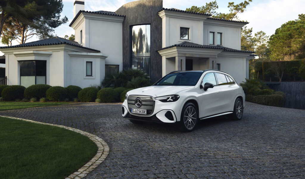 Mercedes maakt elektrische GLC toegankelijker met nieuwe instapmodellen