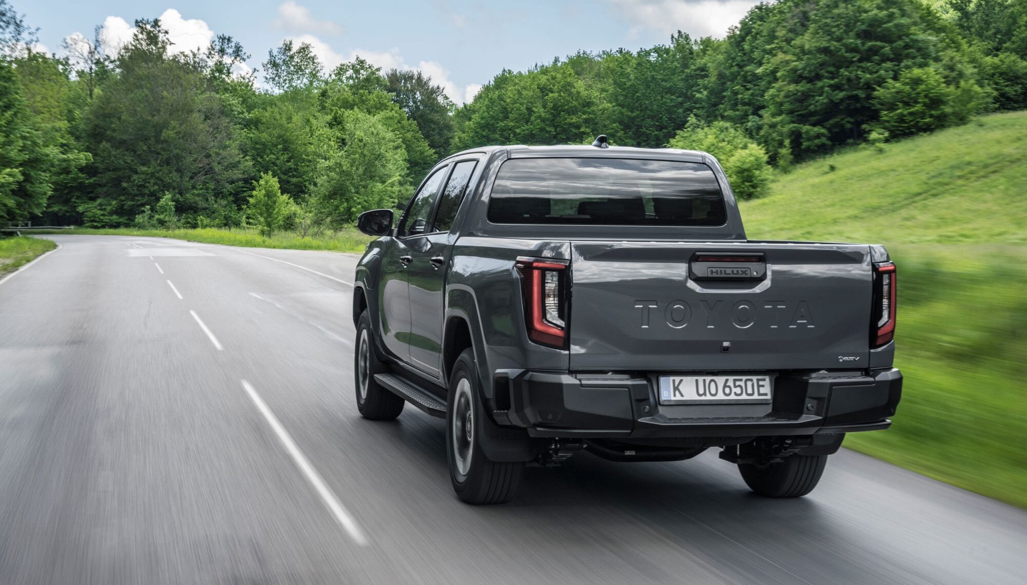 Korte test Toyota Hilux BEV: is deze elektrische pick-up echt bruikbaar?
