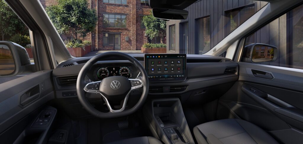 Volkswagen toont nu ook interieur van opgewaardeerde Caddy