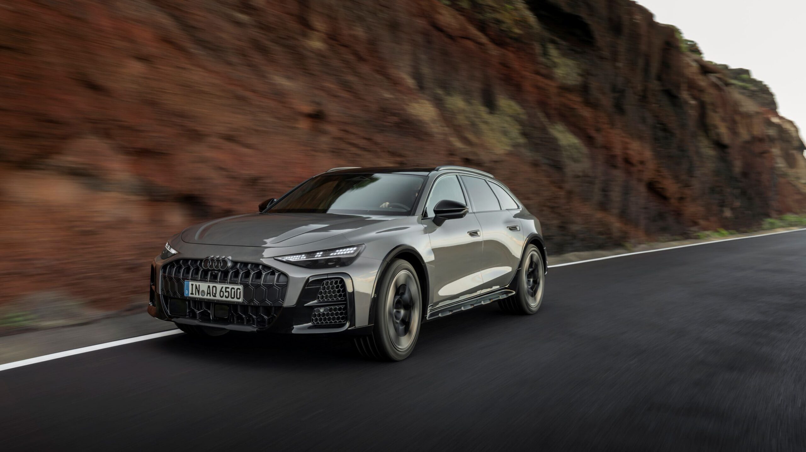 Nieuwe Audi A6 Allroad debuteert als plug-inhybride en wordt breder dan ooit