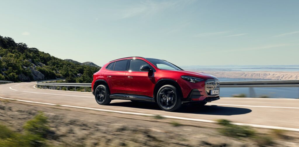 Nieuwe Mercedes GLA vervangt elektrische EQA, er volgen ook hybride varianten