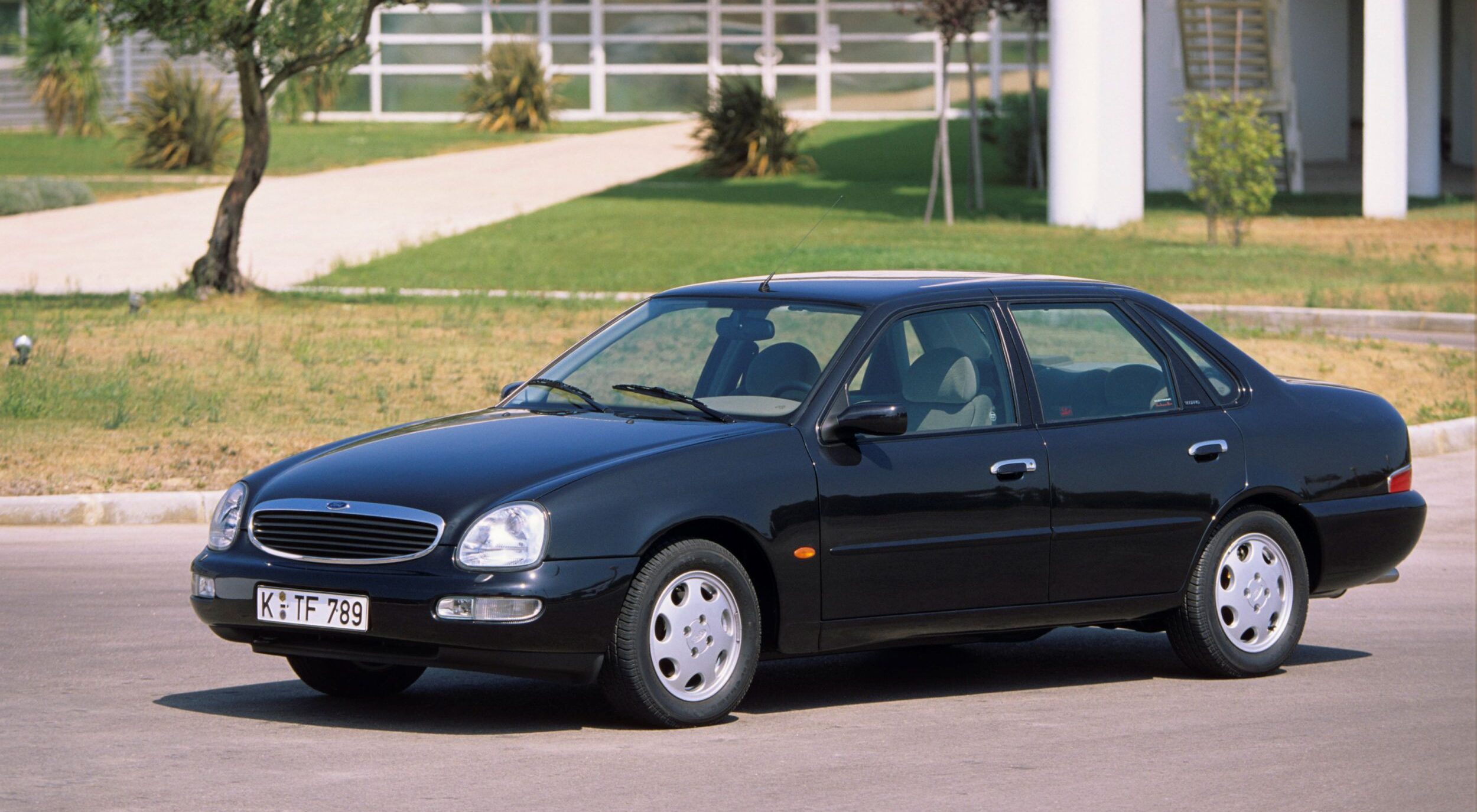 Verdient de vaak verguisde Ford Scorpio ondertussen geen eerherstel?