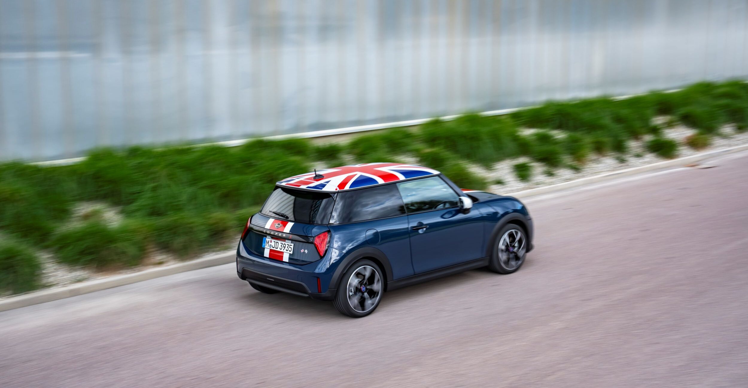 Mini Cooper Oxford Edition is speciale reeks die 25 jaar Mini viert met Britse knipoog