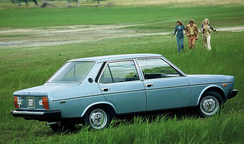 Het boeiende verhaal van de zowat vergeten Fiat 131, van brave familiewagen tot rallykampioen